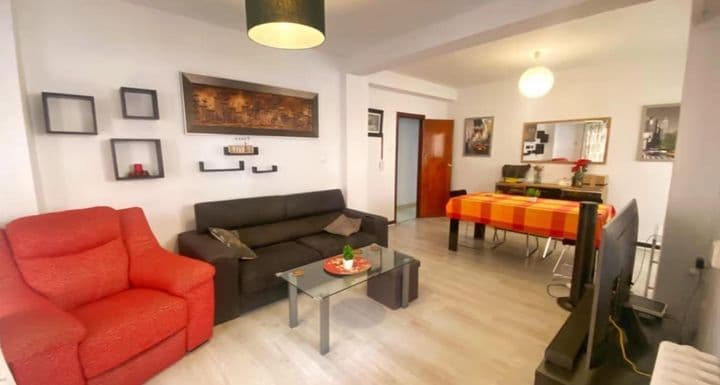 3 bedrooms apartment for rent in Camino de Ronda, Spain - Image 3