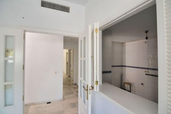 2 bedrooms apartment for sale in Fuengirola, Spain - Image 5