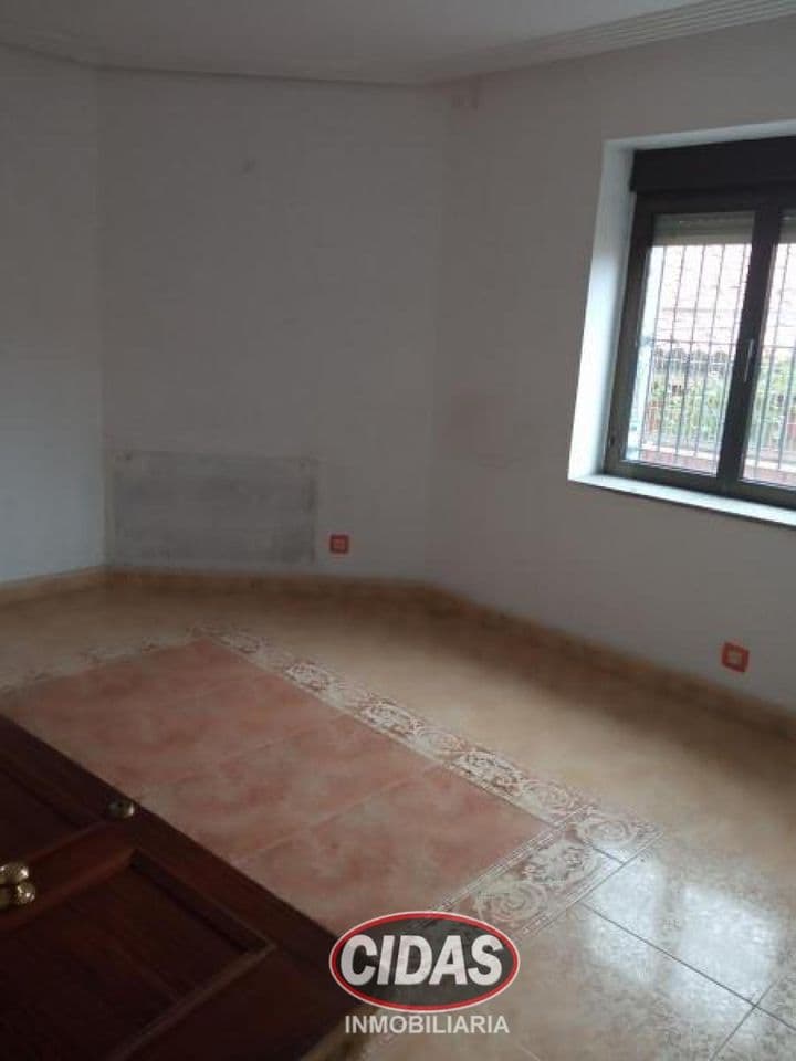 2 bedrooms apartment for sale in Oviedo, Spain - Image 11