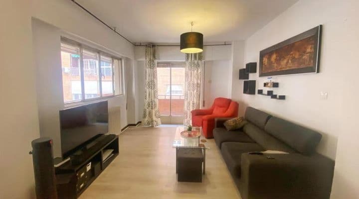 3 bedrooms apartment for rent in Camino de Ronda, Spain - Image 2