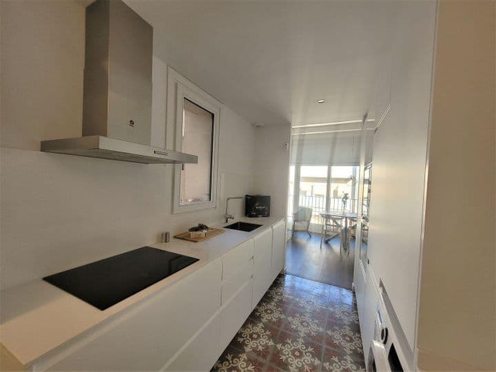 2 bedrooms apartment for rent in Ciutat Vella, Spain - Image 6