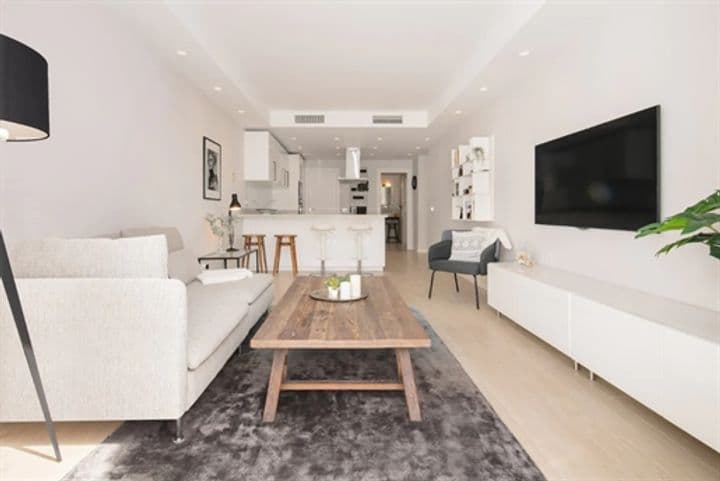 3 bedrooms apartment for sale in Marbella, Spain - Image 2