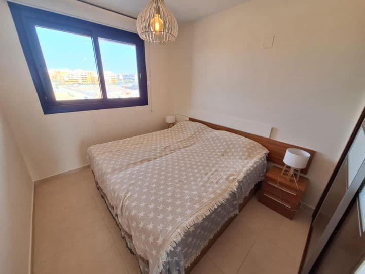 2 bedrooms apartment for rent in Punta Prima, Spain - Image 10