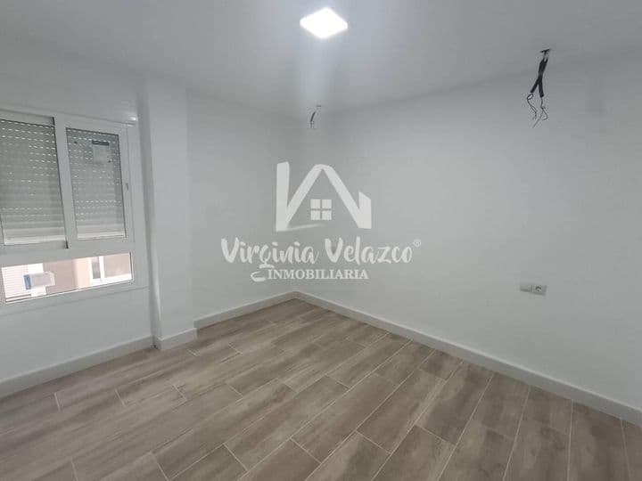 4 bedrooms apartment for sale in Malaga-Centro, Spain - Image 9