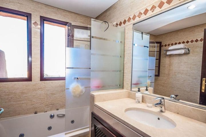 3 bedrooms apartment for sale in Marbella, Spain - Image 6