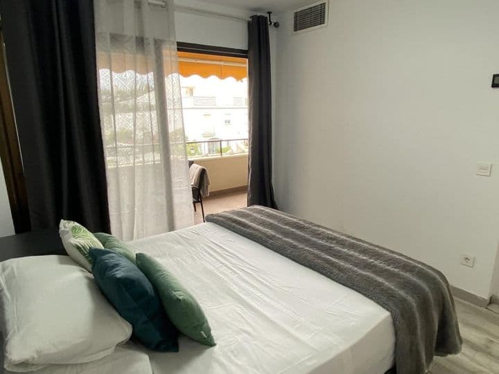 1 bedroom apartment for sale in Estepona, Spain - Image 10