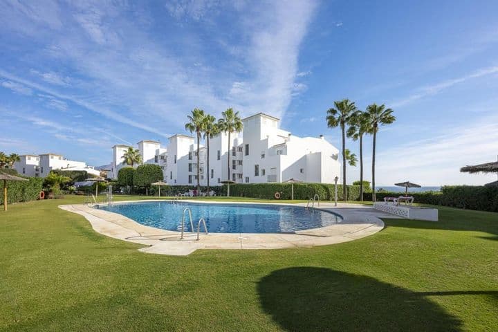 2 bedrooms apartment for sale in Manilva, Spain - Image 3