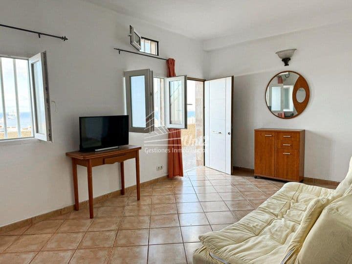 1 bedroom apartment for sale in Carretera del Centro - Cono sur, Spain - Image 8