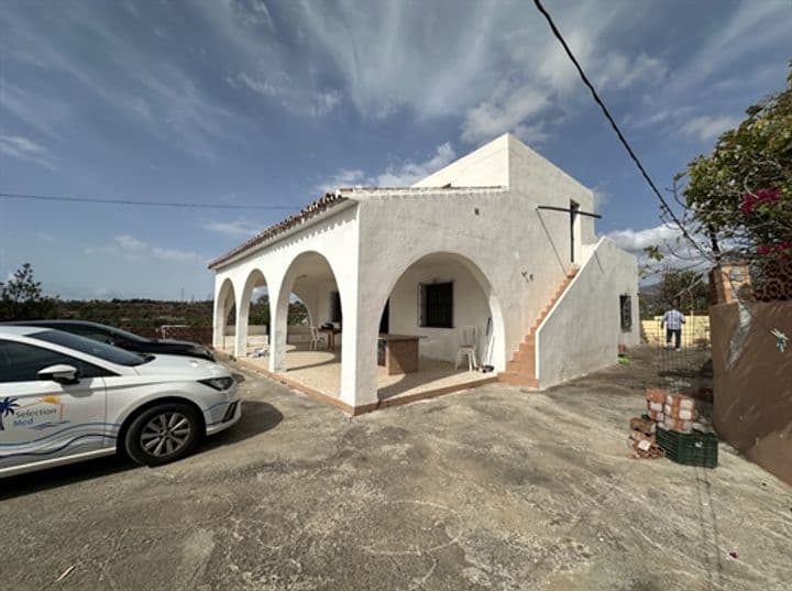 4 bedrooms house for sale in Estepona, Spain - Image 3