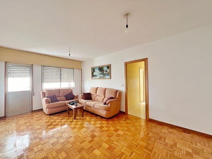 4 bedrooms apartment for sale in Lugo, Spain - Image 4