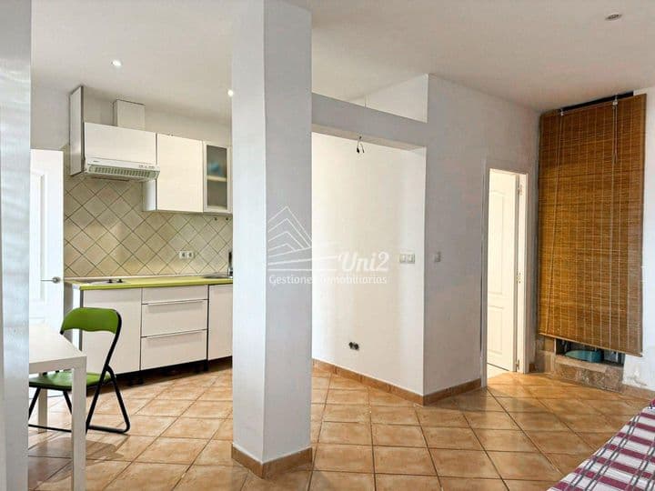 1 bedroom apartment for sale in Carretera del Centro - Cono sur, Spain - Image 3