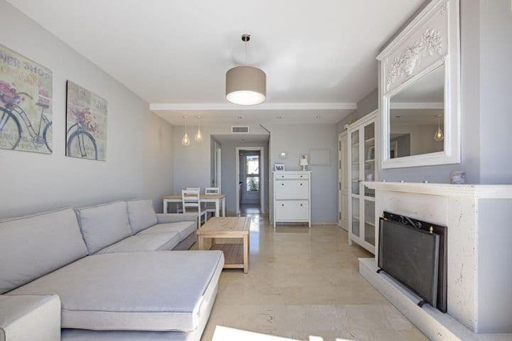 3 bedrooms apartment for sale in Estepona, Spain - Image 4