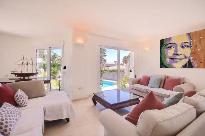 3 bedrooms house for rent in Marbesa, Spain - Image 2