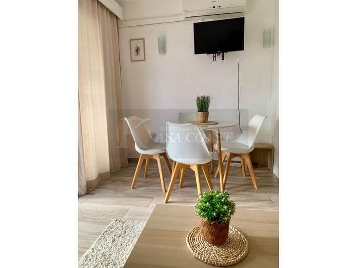 1 bedroom apartment for rent in Los Pacos, Spain - Image 9