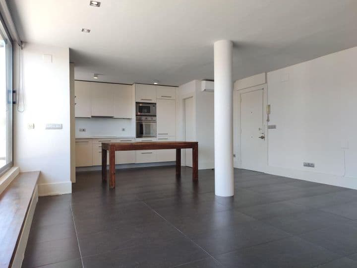 1 bedroom apartment for rent in Sant Gervasi, Spain - Image 9