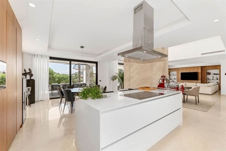 5 bedrooms house for sale in Marbella, Spain - Image 9