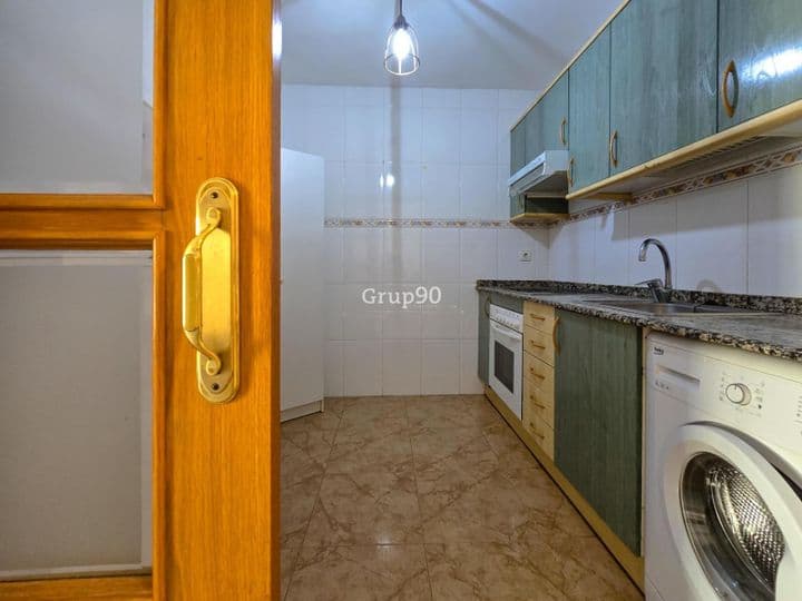 1 bedroom apartment for sale in Lleida, Spain - Image 9