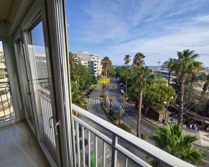 1 bedroom apartment for rent in Centro - Muelle Pesquero, Spain - Image 4