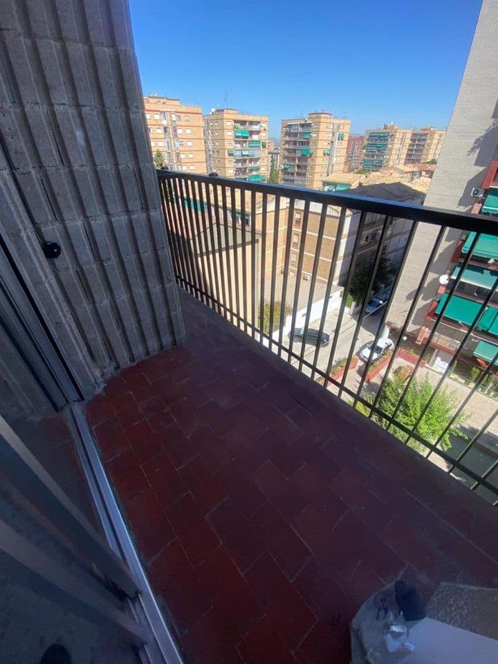 5 bedrooms apartment for rent in Granada, Spain - Image 6