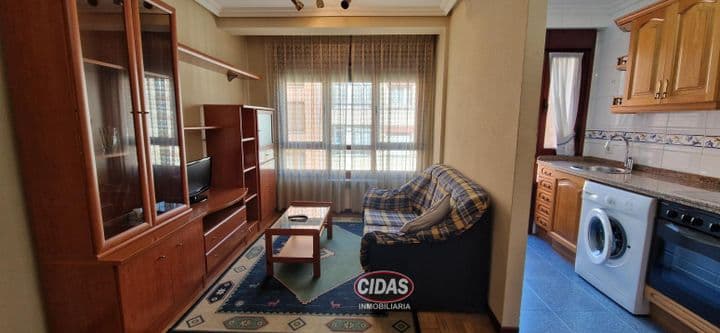 1 bedroom apartment for rent in Oviedo, Spain - Image 5