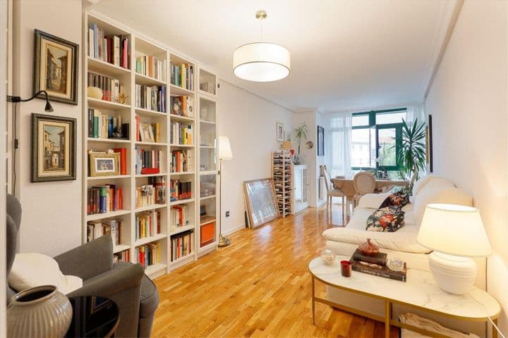 2 bedrooms apartment for sale in Oviedo, Spain - Image 7