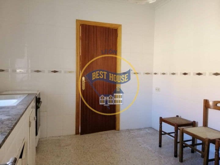 3 bedrooms house for sale in Leon, Spain - Image 7