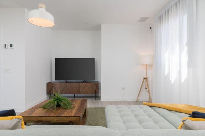 3 bedrooms apartment for rent in Malaga, Spain - Image 6