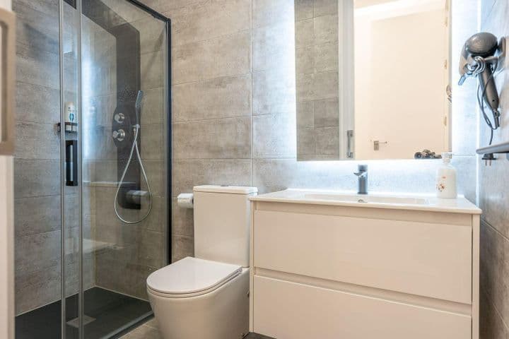 4 bedrooms apartment for sale in Madrid, Spain - Image 11