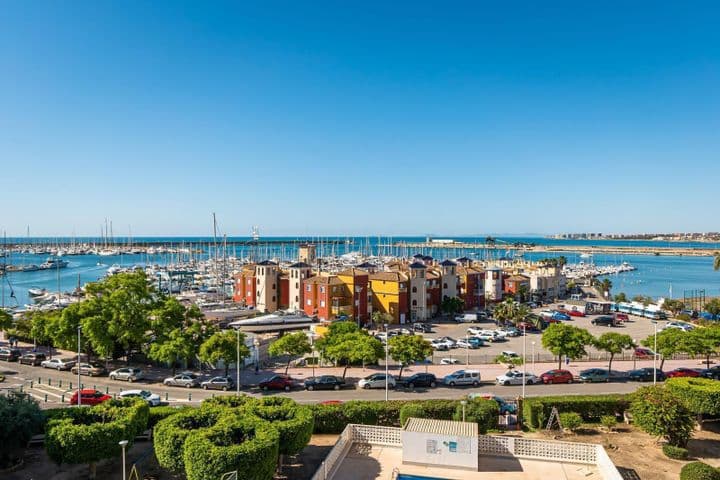 2 bedrooms apartment for rent in Puerto Deportivo, Spain - Image 3