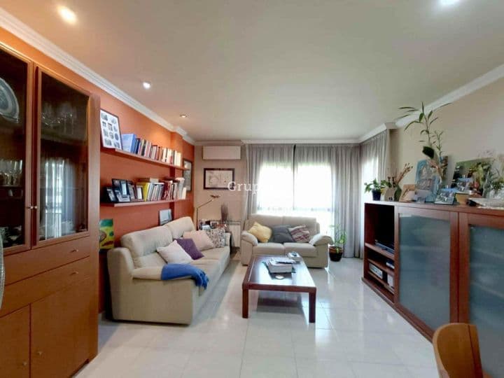 4 bedrooms apartment for sale in Lleida, Spain - Image 4