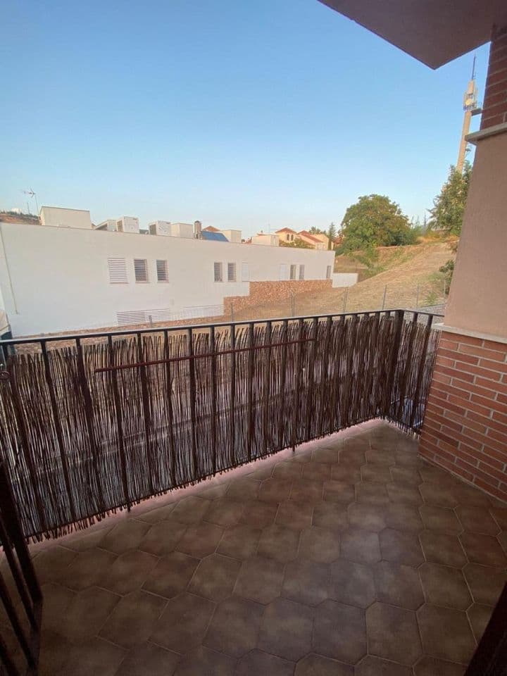 2 bedrooms apartment for rent in Granada, Spain - Image 4