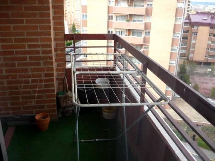 3 bedrooms apartment for rent in Valladolid, Spain - Image 9