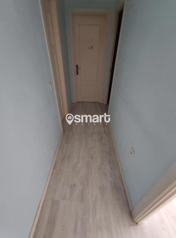 Apartment for sale in Torrelavega, Spain - Image 8