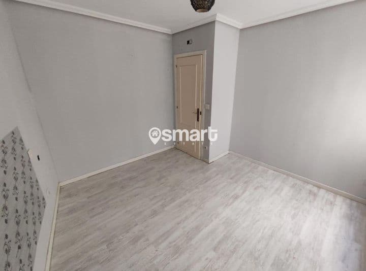 Apartment for sale in Torrelavega, Spain - Image 6