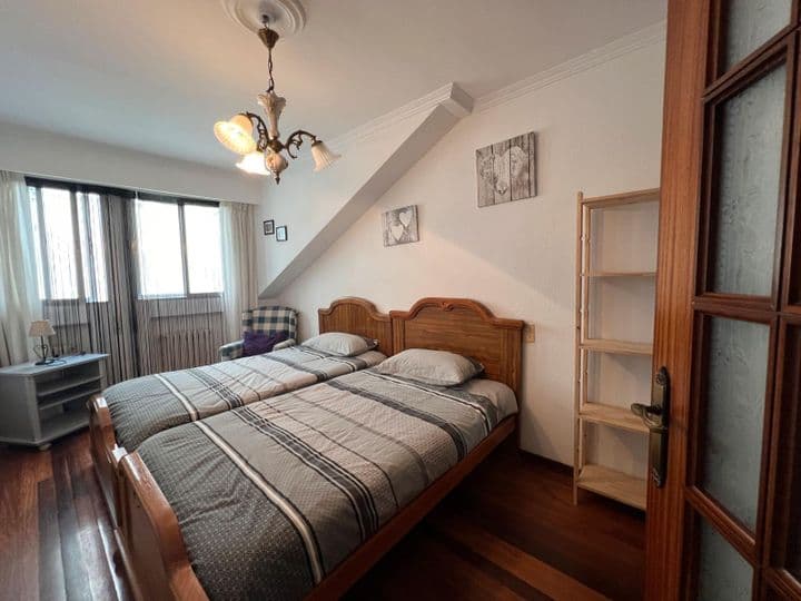 2 bedrooms apartment for rent in Lugo, Spain - Image 9