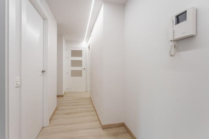 2 bedrooms apartment for sale in Pamplona, Spain - Image 2