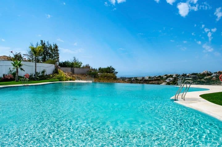 2 bedrooms apartment for sale in Benahavis, Spain - Image 10