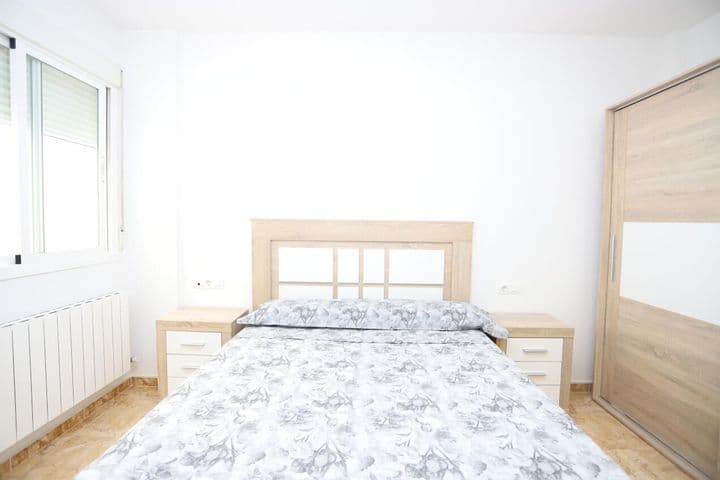 2 bedrooms apartment for rent in Vega de Granada, Spain - Image 9