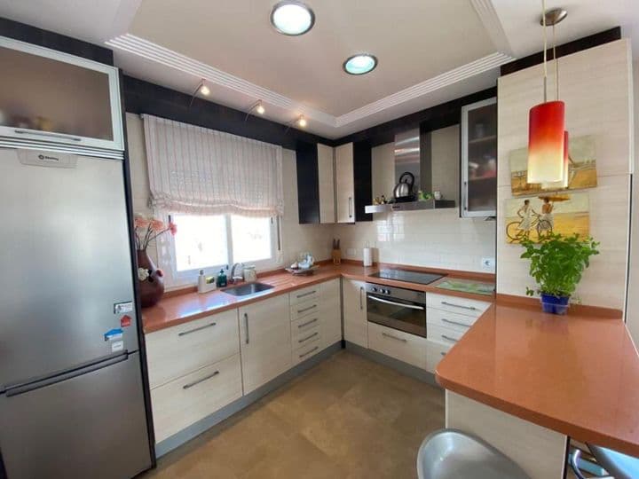 2 bedrooms house for rent in Centro historico, Spain - Image 6