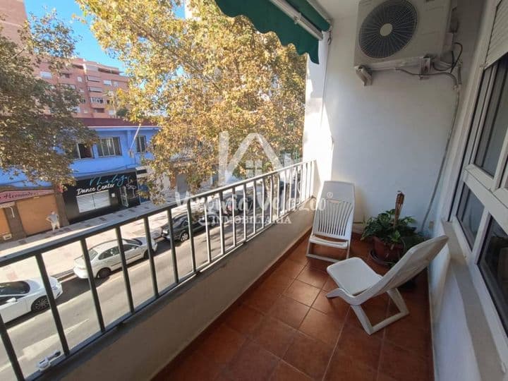 3 bedrooms apartment for rent in Cruz de Humilladero, Spain - Image 2