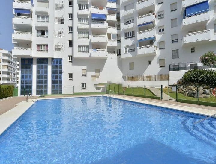 4 bedrooms apartment for sale in Nueva Andalucia, Spain - Image 2