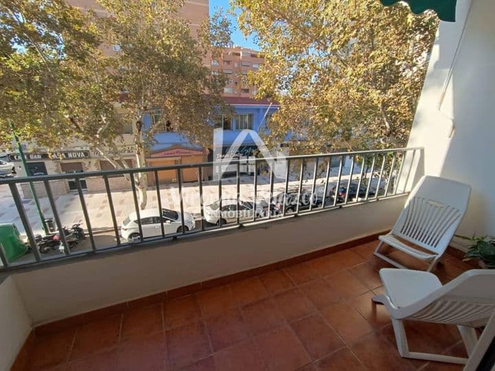 3 bedrooms apartment for rent in Cruz de Humilladero, Spain - Image 3