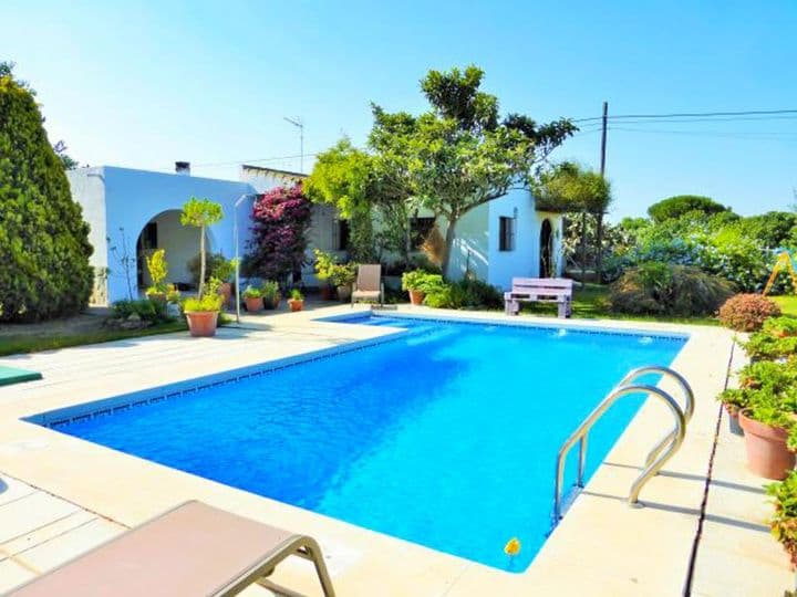 3 bedrooms house for sale in Chiclana de la Frontera, Spain - Image 2