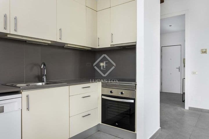 1 bedroom apartment for rent in Barcelona, Spain - Image 9