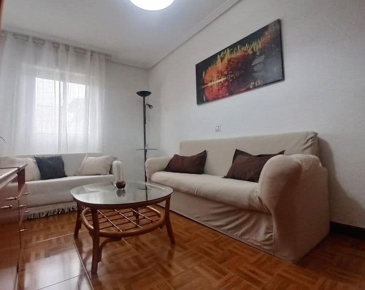 2 bedrooms apartment for rent in Santander, Spain - Image 7