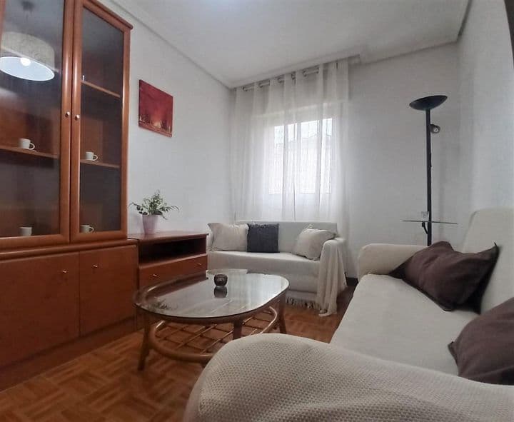 2 bedrooms apartment for rent in Santander, Spain - Image 8