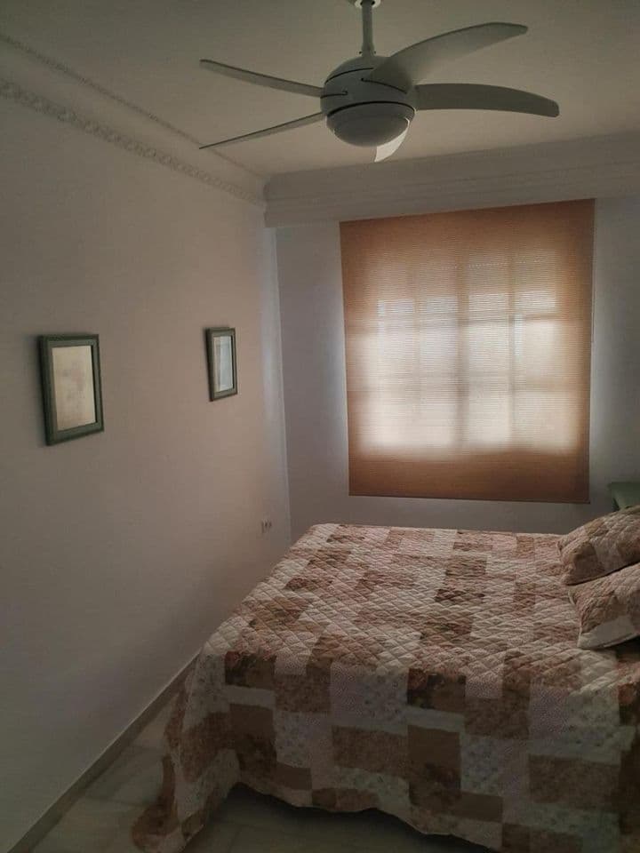 2 bedrooms apartment for rent in Fuengirola, Spain - Image 10