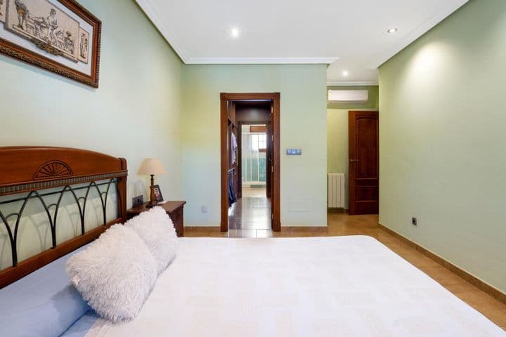 4 bedrooms house for sale in Zona Pueblo, Spain - Image 10