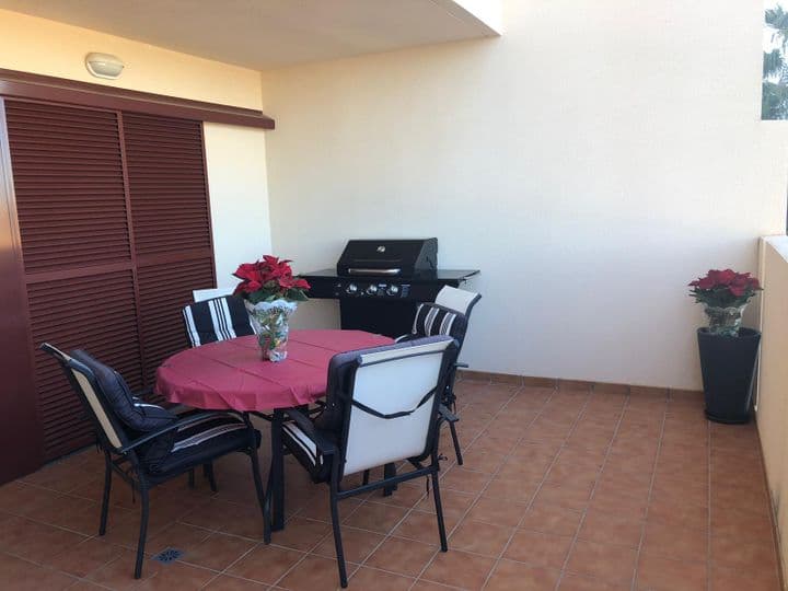 2 bedrooms apartment for rent in Orihuela Costa, Spain - Image 2