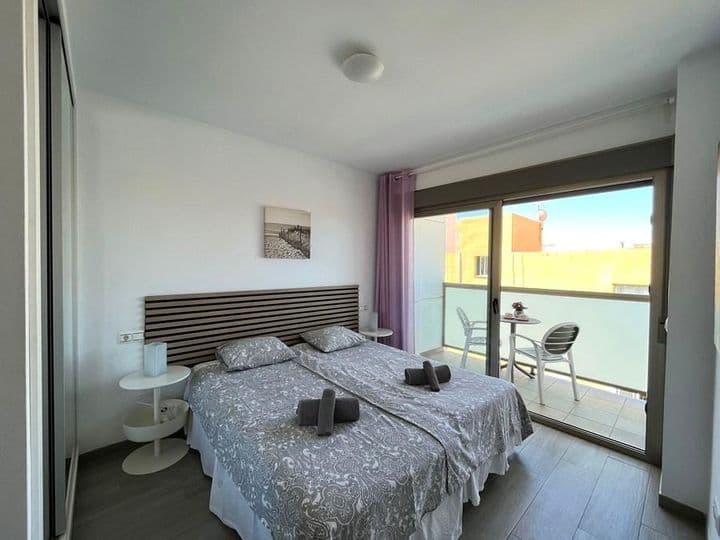 3 bedrooms house for sale in Centro, Spain - Image 11